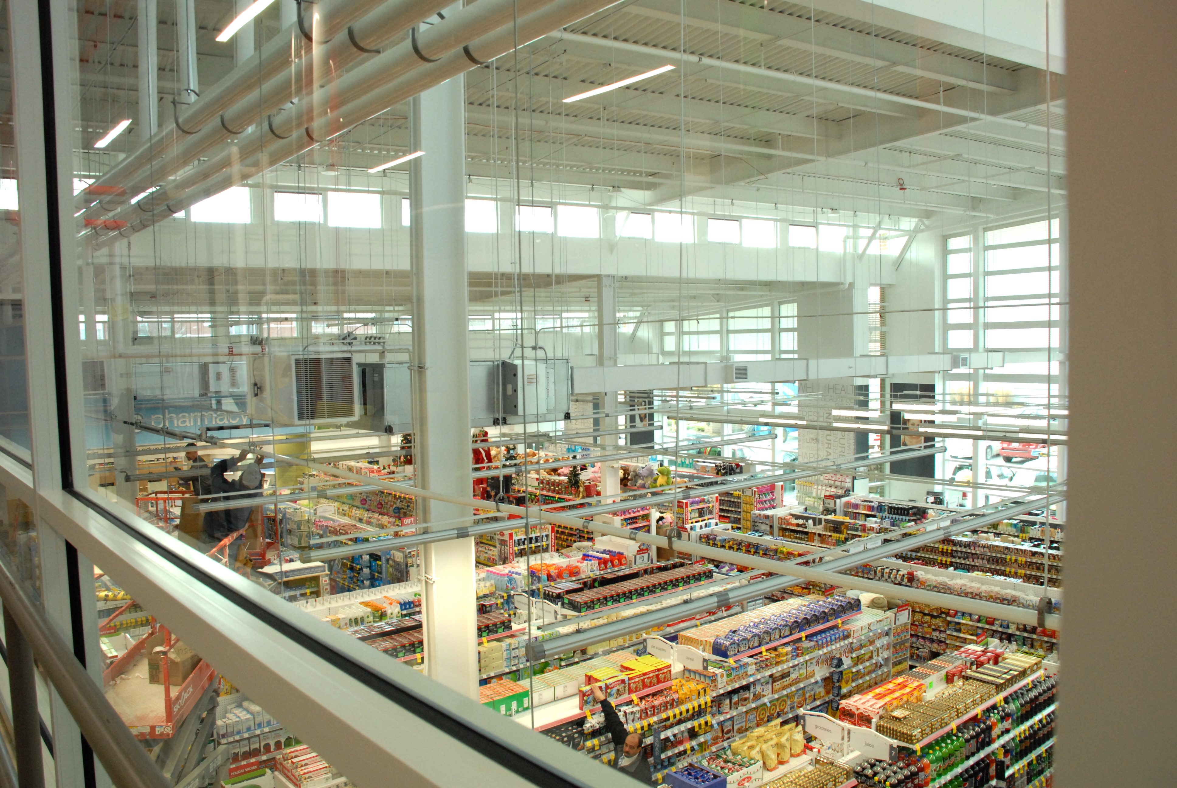 Interior of net-zero Walgreens store (Credit: Walgreens)