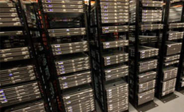 中型数据中心更可能使用虚拟化和其他新技术