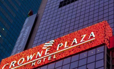 时代广场皇冠假日酒店的亮点节能特色形象