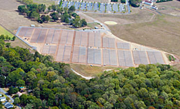 詹森和科尔森发射里程碑太阳能项目的特色图片