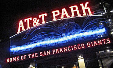 旧金山巨人# 039;回收项目取得了一个本垒打，城市说特色图像