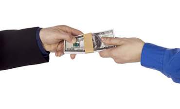 RSF Social Finance:赚钱，改变特色形象