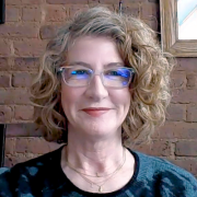 MARY_DE_WYSOCKI_HEADSHOT
