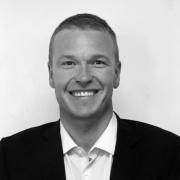 tom_schroder_headshot.